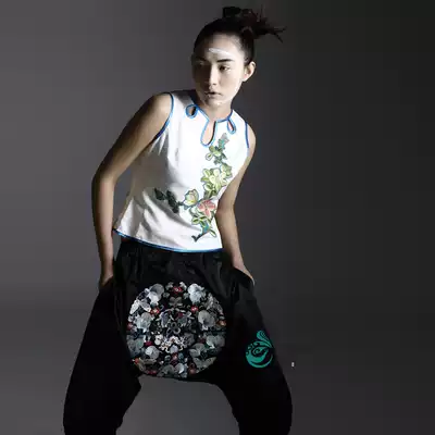 Cloud decoration totem original design women's top horse clip ethnic style old embroidery hand embroidery flower women's vest waistcoat