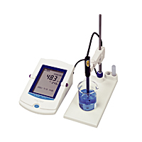 Imported Japan TOA-DKK East Asian radio CM-30R CM-25R digital conductivity meter