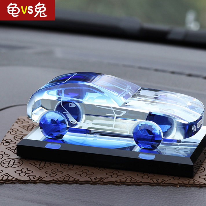车内饰品摆件 水晶跑车车饰小装饰品车载摆饰车模 汽车香水座创意