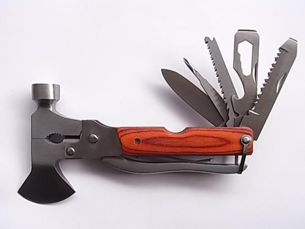 Multifunction colour wood axe life-saving axe Broken Window Axe Multifunction Tool Pliers