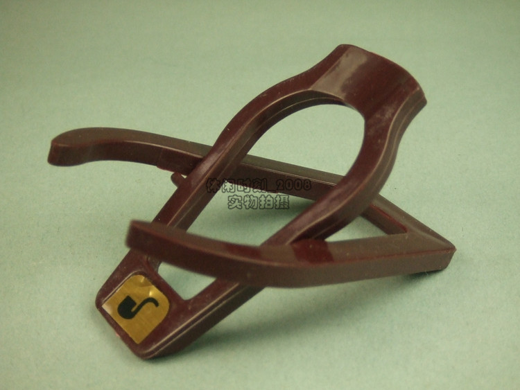 Leisure Moment New Domestic Plastic Shelf Single Bucket Base Travel Portable Bracket Folding Cigarette Holder single