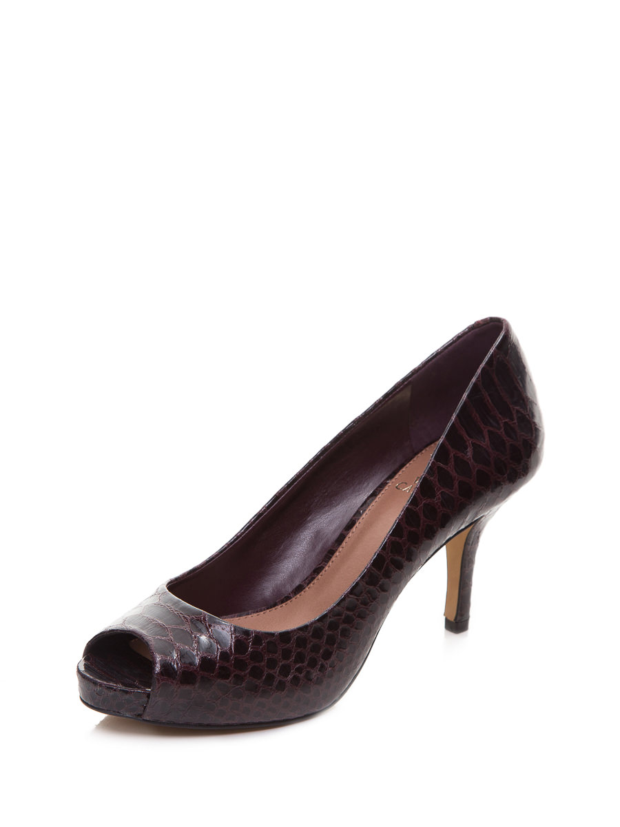 VINCE CAMUTO 红褐色蛇纹鱼嘴低跟鞋