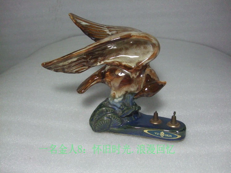 Old Objects Old Ceramics Old eagle pen holder collectible to make nostalgic decoration shop window display display and TV props