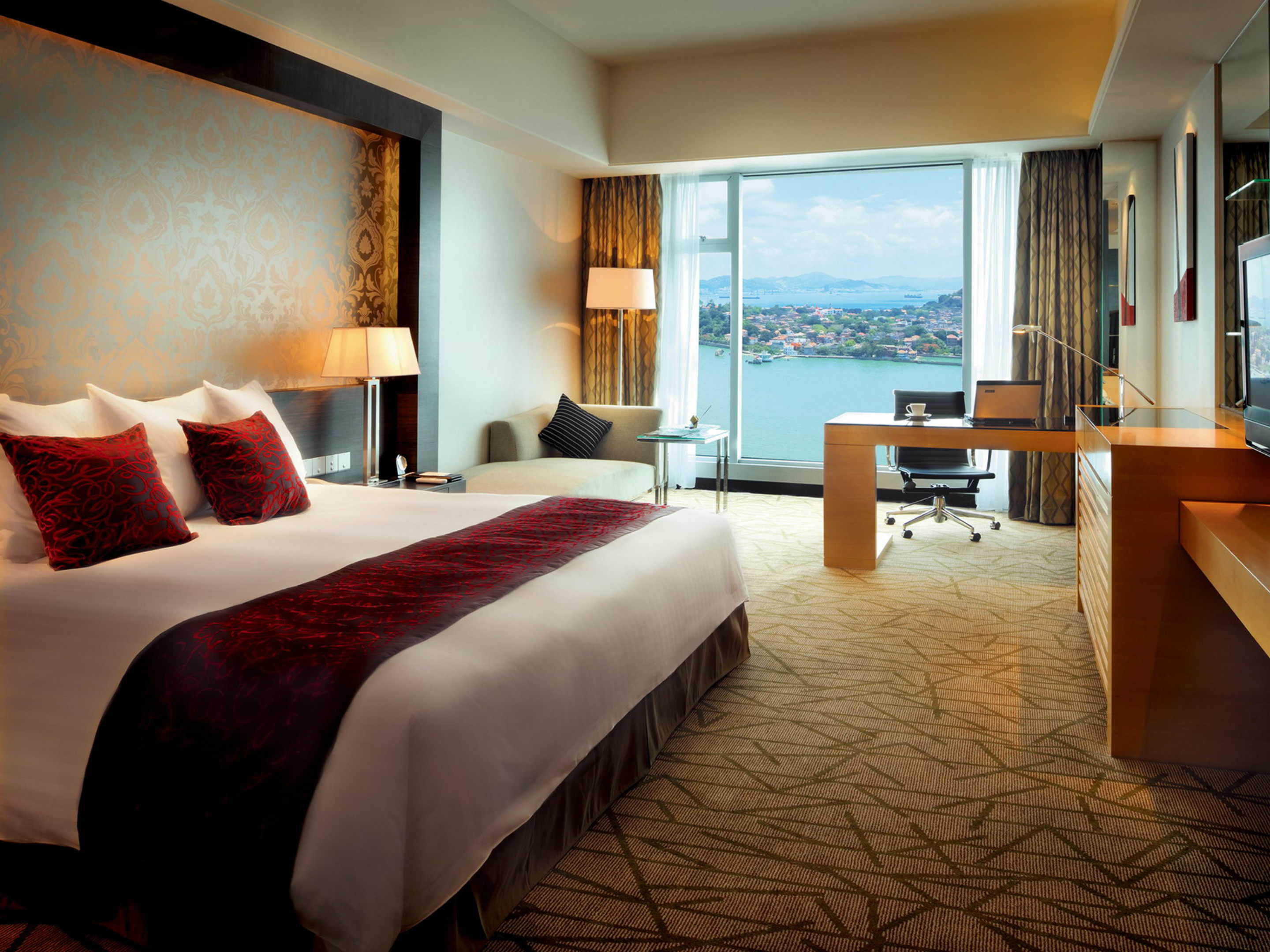 Xiamen Ruiyi Grand Hotel distinguished Gulangyu sea view Grand-bed room