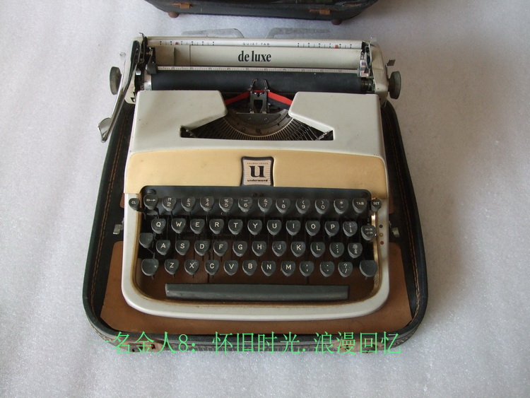 Old objects underwood English typewriter with original box can use the collection for props decoration furnishing