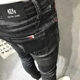 Dòng đàn ông mùa thu đông mới phiên bản Hàn Quốc của mèo đen retro tự tu luyện phải là đôi chân nhỏ quần jeans của anh chàng nhanh tay lưới đỏ áo nam đẹp Cao bồi