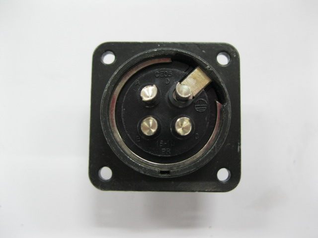 Imported power connector Aviation connector Servo motor plug with grounding wire 18-10 22-22 4 pins