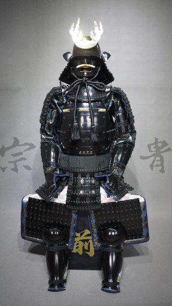 日本武士盔甲-焰型前立頭型兜引川二枚胴具足-真人可穿-宗匠甲冑