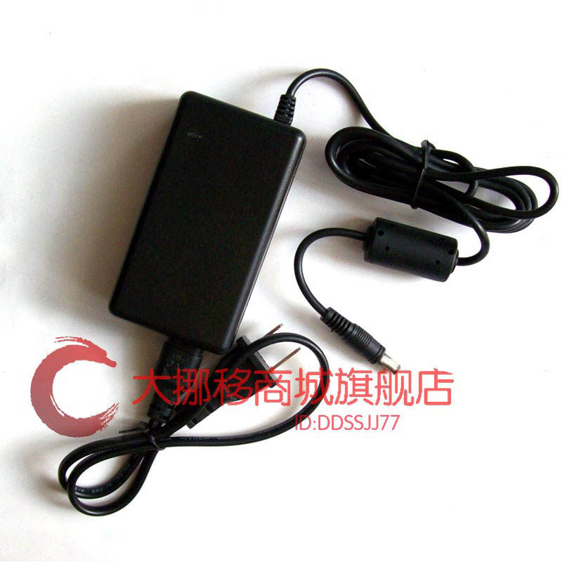 ROLAND ROLAND ROLAND AC33RW GUITAR SPEAKER SOUND POWER SUPPLY Plug-in