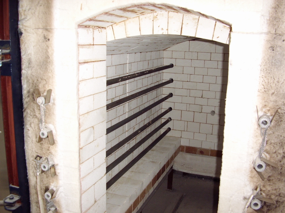 Silicon carbon rod high temperature box resistance furnace 400*400*400 programming curve warming 1350 degrees