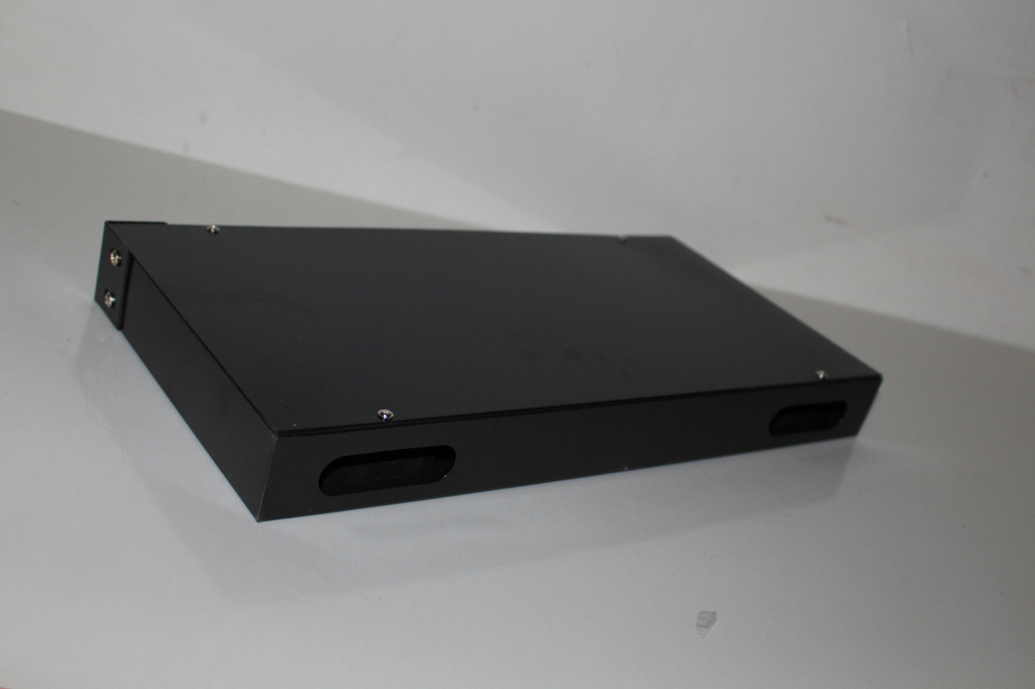 Ssangyong Sheng rack-mounted 12-port fiber terminal box ST FC fiber box welding box Pigtail box