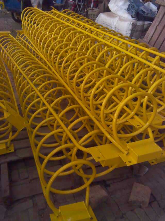 Spiral bicycle parking frame double rust - proof function bicycle parking frame is customized to add thickening pipe