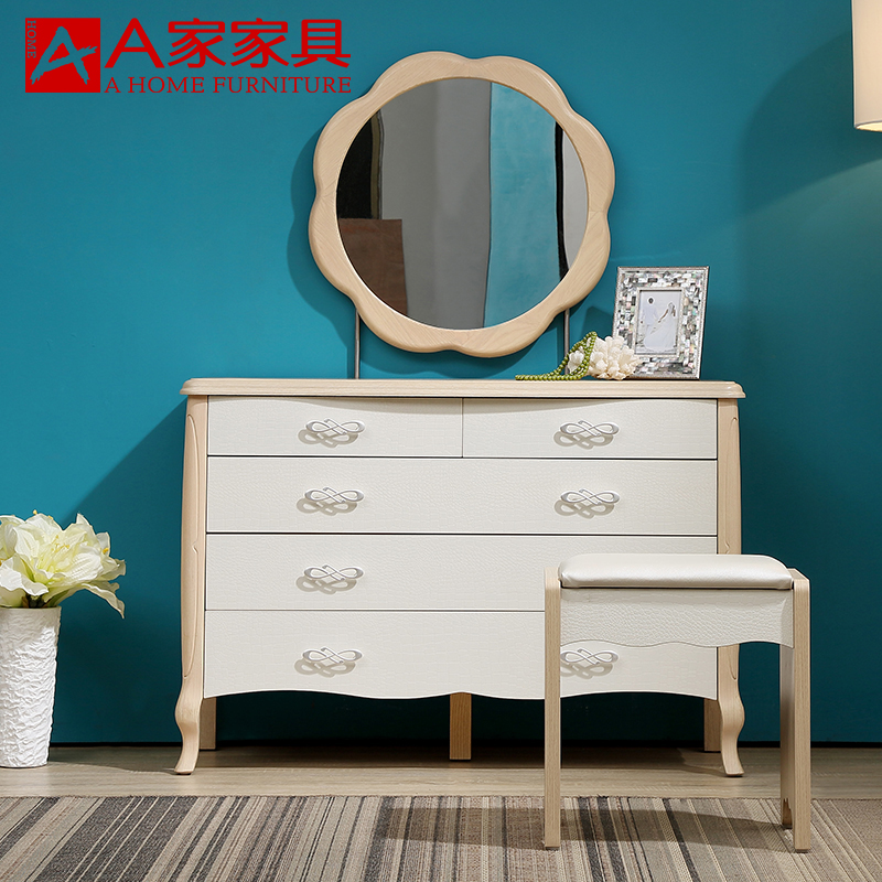 A�ҼҾ�ʵľ��ױ̨L040