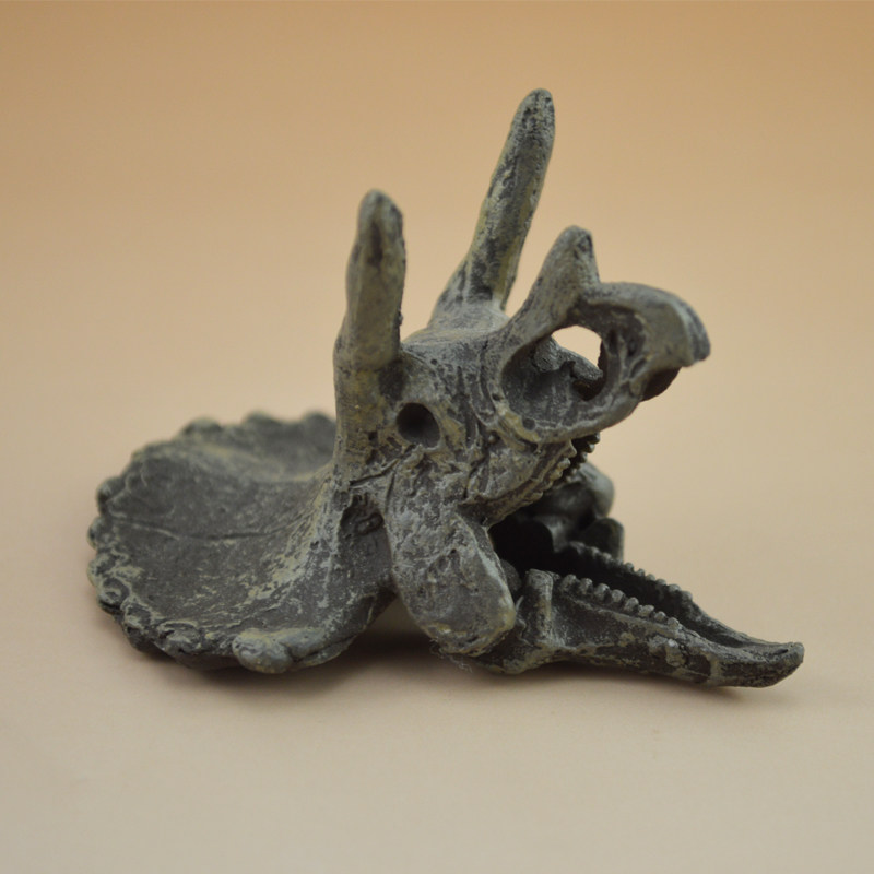 Shi Wang Ant Museum small resin two-horned dragon head ecological cylinder Desert landscape ornaments 1