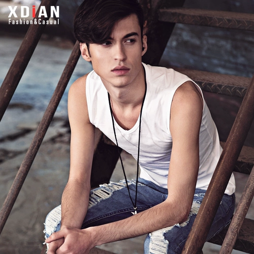 Хлопковый базовый спортивный жилет без рукавов для спортзала, V-образный вырез, в обтяжку, облегающий крой