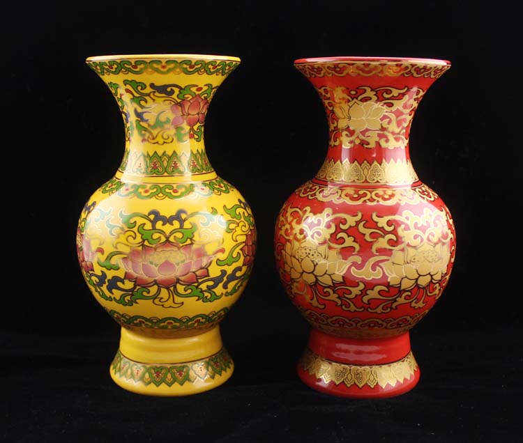 Buddha hall Buddha supplies 10 inch Tang color yellow ceramic painting gold lotus bottle rich lotus water purification bottle Buddha holy water bottle