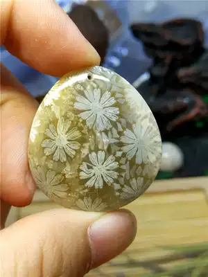 Pu Jade Workshop Coral Jade Ancient Wind Bracelet Hand Pendant Pendant Jade Agate Jade Girl