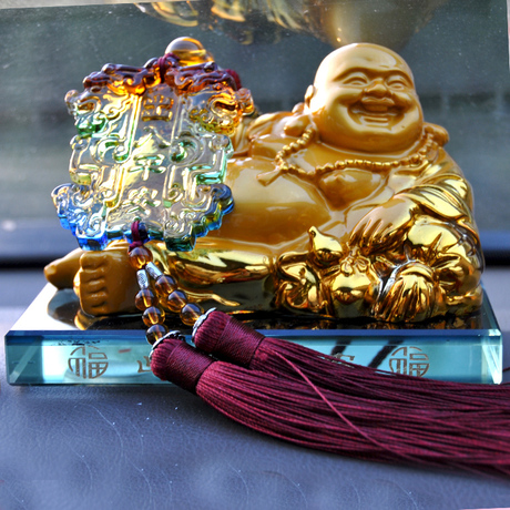 弥勒佛汽车摆件 保平安镀金佛像高档香水座式车载车内饰品香水