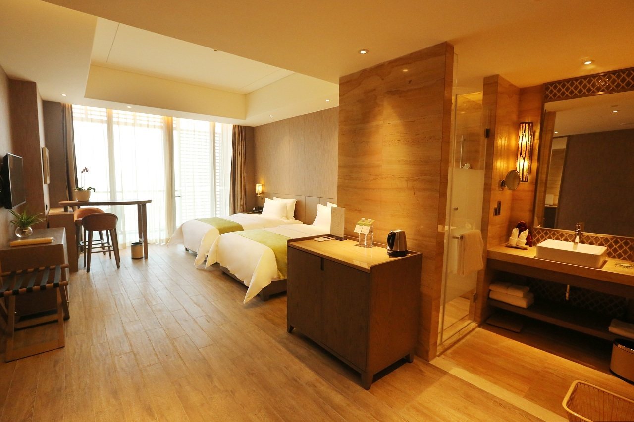 (Calendar Room) Qingdao Mangrove Holiday World Senior City View Double Bed Room