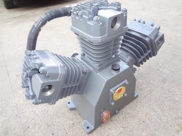 Red five ring main engine parts HV7507 piston air compressor single head 5 5KW piston air compressor head