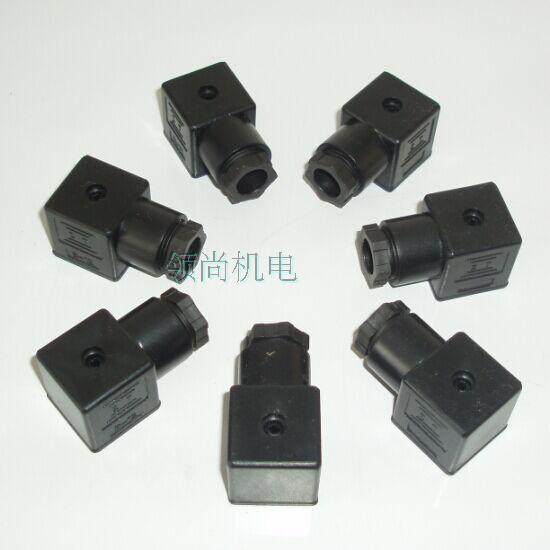 High quality solenoid valve plug Pressure switch Pressure transmitter Sensor plug Junction box B-12 4 holes