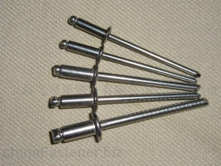304-half stainless steel pumping core rivet 4 * 25