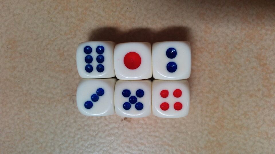 Advanced organic material 17 8mm dice (1 point is a large red dot) (6 RMB15 )