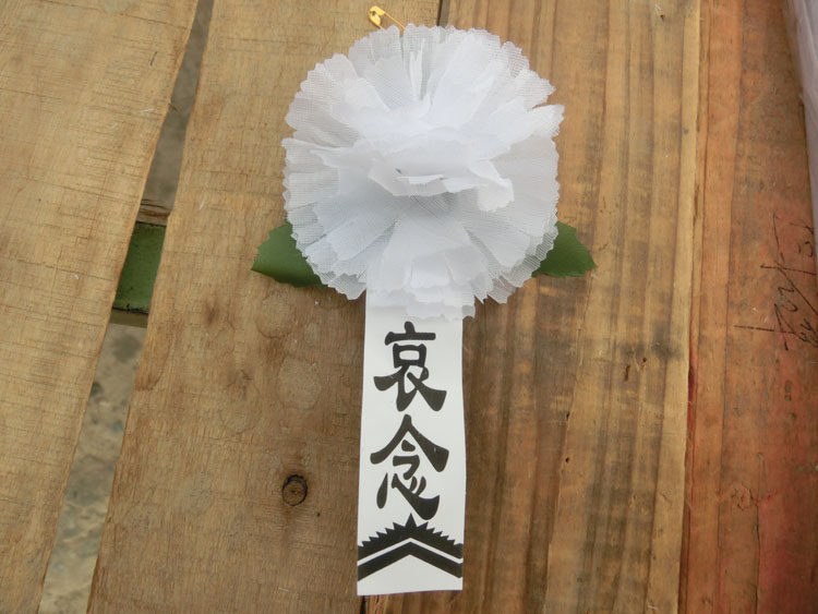 Funeral sacrifices, funerals, Qingming memorial service, 500 silk cloth corsages, shroud urns, various paper work