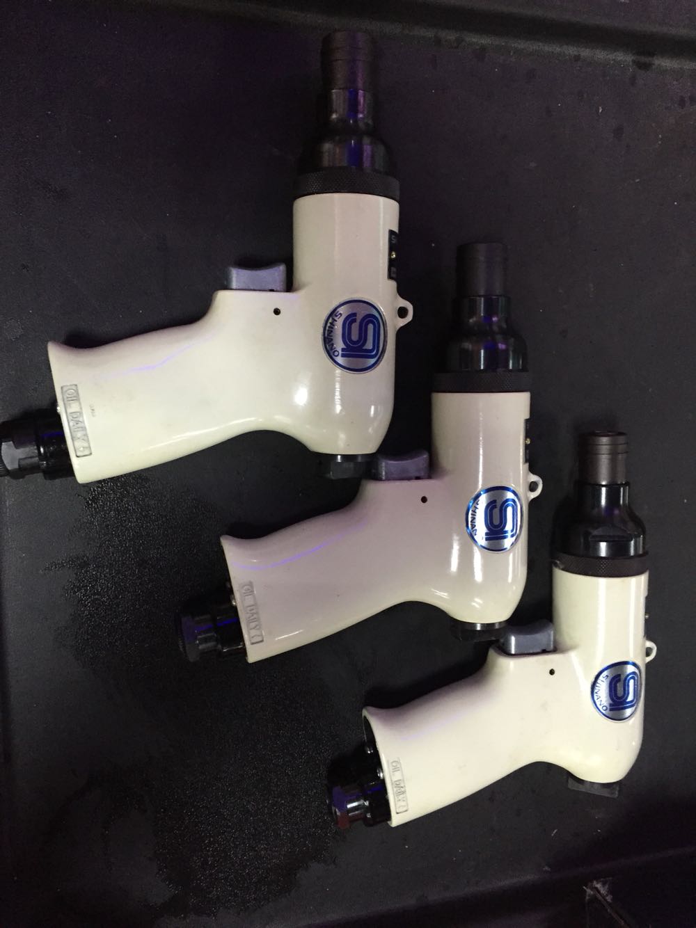 Original IMPORTED JAPAN SHINANO LETTER THICK SI-1065 GUN TYPE PNEUMATIC SCREWDRIVER PNEUMATIC SHOCK SCREWDRIVER DRIVER