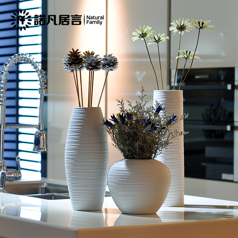 Novartis that yunnan dried flower adornment flowers I and contracted simulation suits for rural white jingdezhen ceramic vase