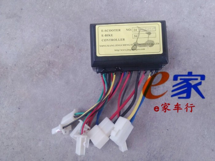 Locomotive accessories 24V250W300W350W500W controller mini electric sports car with brush controller