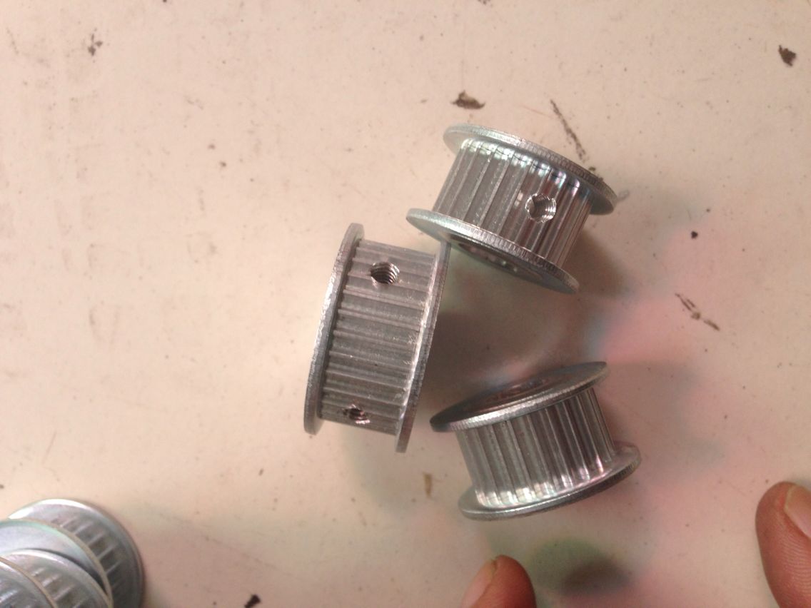 Synchronous wheel HTD3M 50 teeth belt width 10MM inner hole 8 10 12 14 15 15 alloy spot