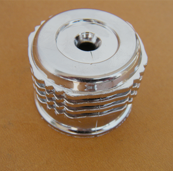 Old anti-theft door automatic lock knob automatic lock handle rotary handle old automatic lock handle door inner lock knob