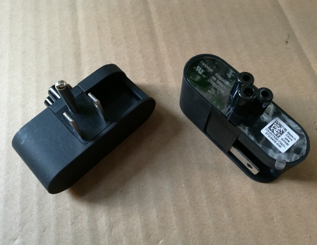 DELL Dell Power Supply 65W 90W 130W Adapter Charger Folding Plug American Standard Three Plug Plum Blossom Tail