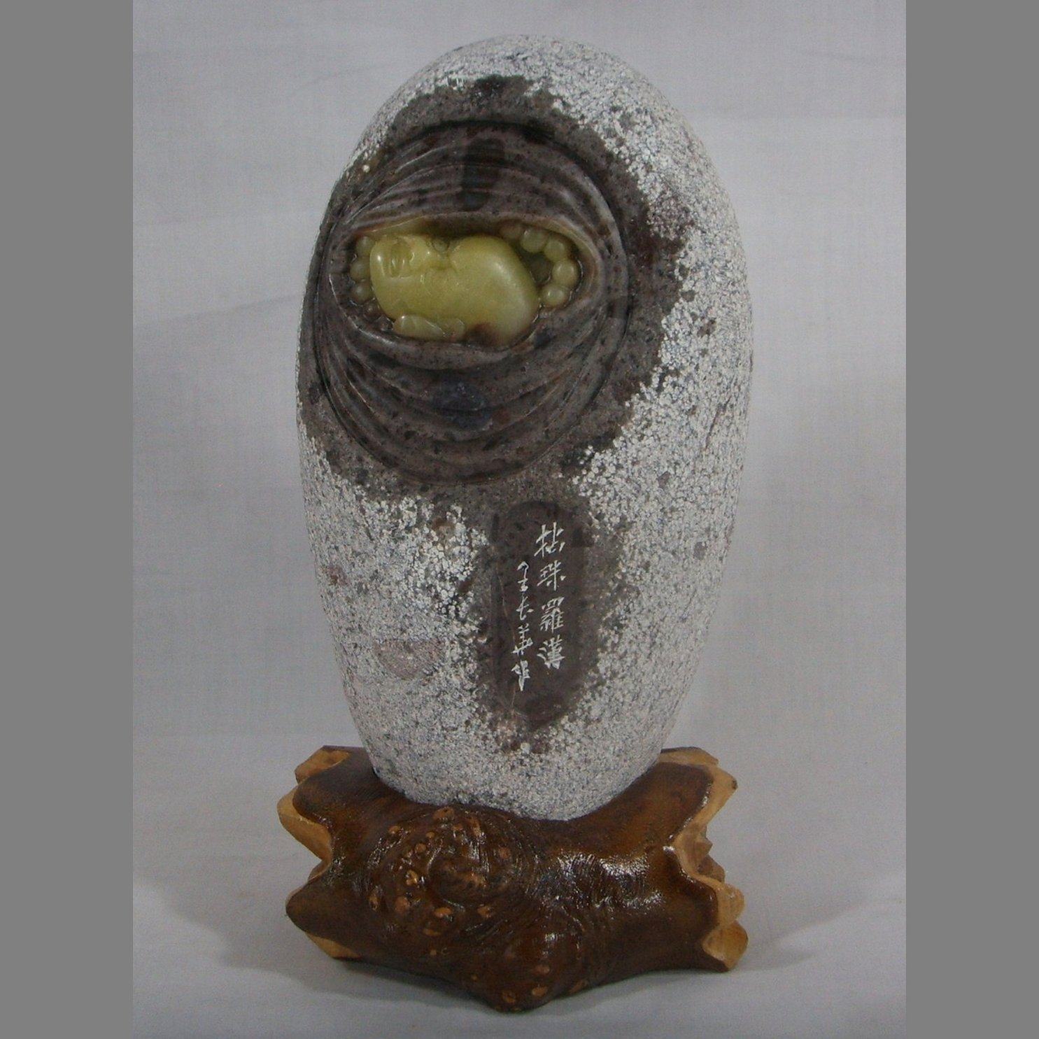 Pearl 18 Rohan pendulum piece natural Qingtian Zhou Village Longegg Stone engraving pure handmade art figure direct sales connoisseurisand