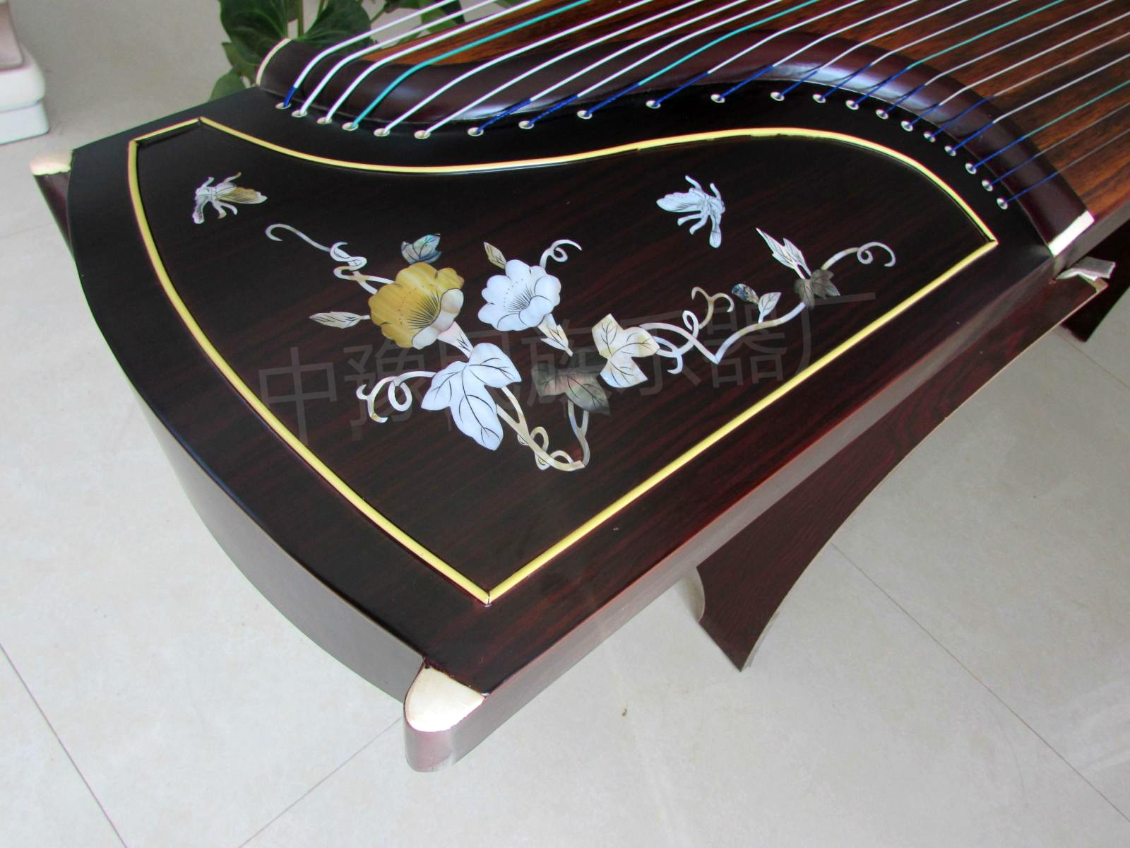 Double 12 New Store Promotions Purple Sandalwood Ice Clear Jade & Flowers Bay Sculpture Guzheng Professional 10 Grade Guzheng Welcome Purchase