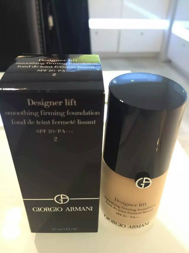 生生妈在香港 ARMANI 阿玛尼 大师粉底液 造型紧颜粉底液  30ml