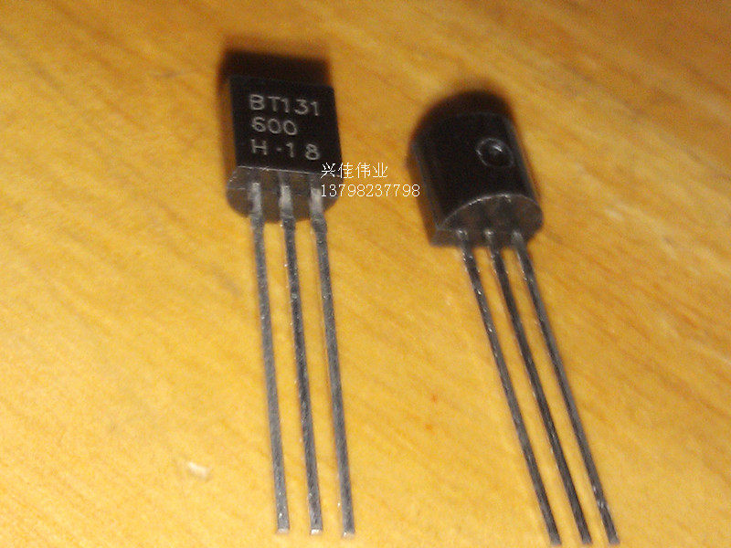 Straight-in triode BT131-600 TO-92 bidirectional thyristor thyristor 1A 600V brand new