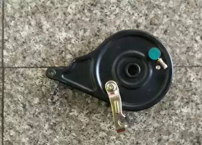 Electric tricycle rear brake assembly with brake block A set of rear brake device electric vehicle accessories