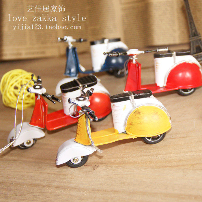 Art Jiakuzakka Grocery Cute Mini Locomotive Retro Doing Old Iron Art Decoration Swing Accessories Shooting Props