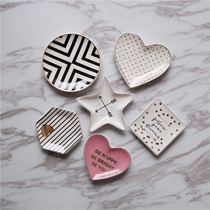 Light luxury bronzing heart-shaped 3-piece decorative plate gold-edged ceramic storage plate key plate letter decorative utensils