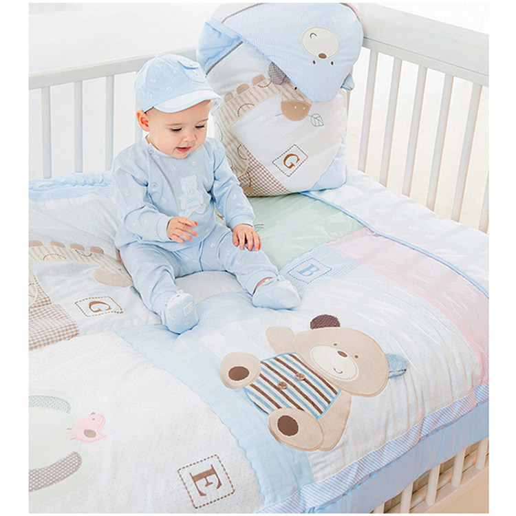 Anmila newborn baby baby baby living watch cotton is heavily sleeping baby baby baby kicked by bed kick