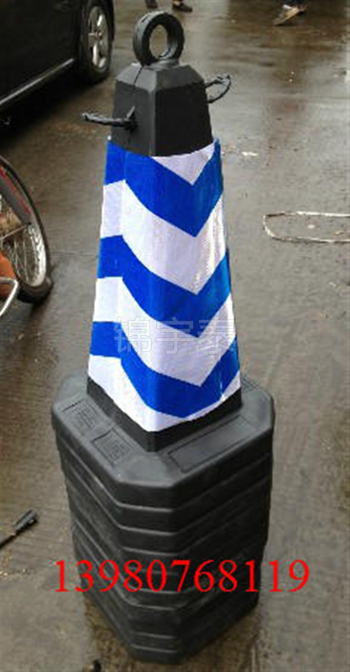 Rubber Road Cone*Chengdu Traffic Facilities*Square Cone*Square Ice Cream Cone*Road Signs