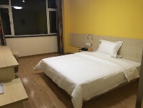 7 Days Hotel chain hotel · Jinzhong Shanxi University Town store Ali exclusive bed room