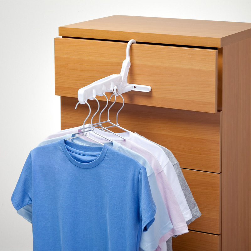 Japan AISEN FOLDING 5 HOLES Airing Hanger Indoor Drying Rack Clothes Hanger Free of hanging clothes hook hooks