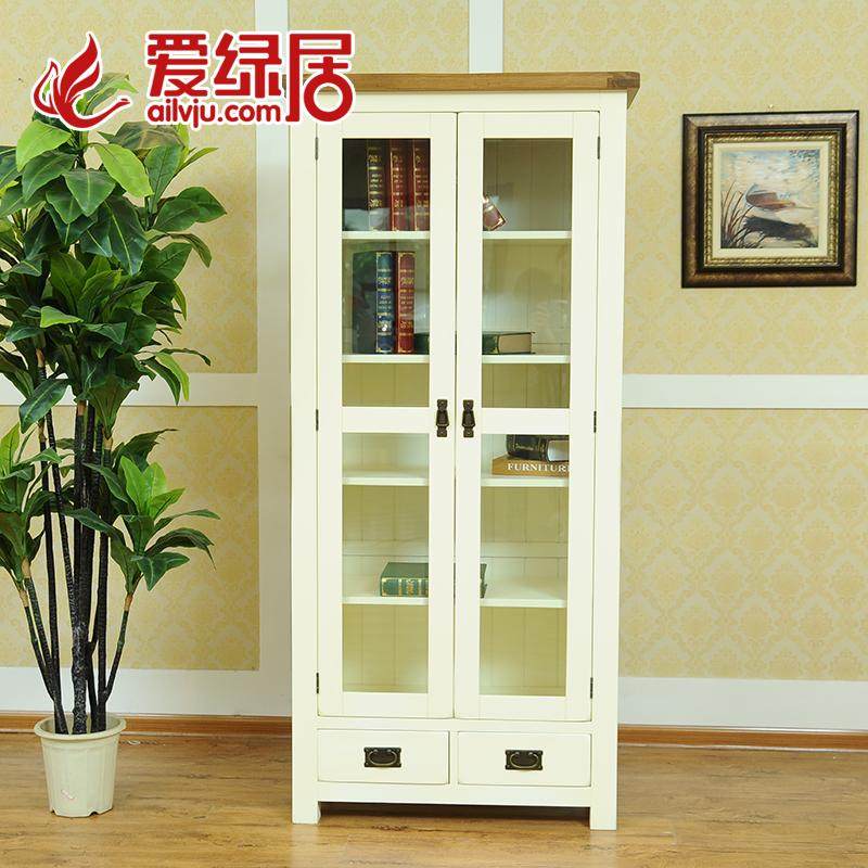 ���̾ӵ��к���ɫʵľ�����