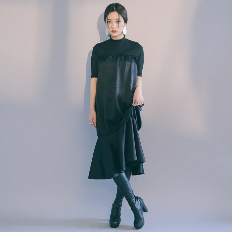 韩国stylenanda官方正品 光泽感荷叶边抹胸连衣裙-黑色