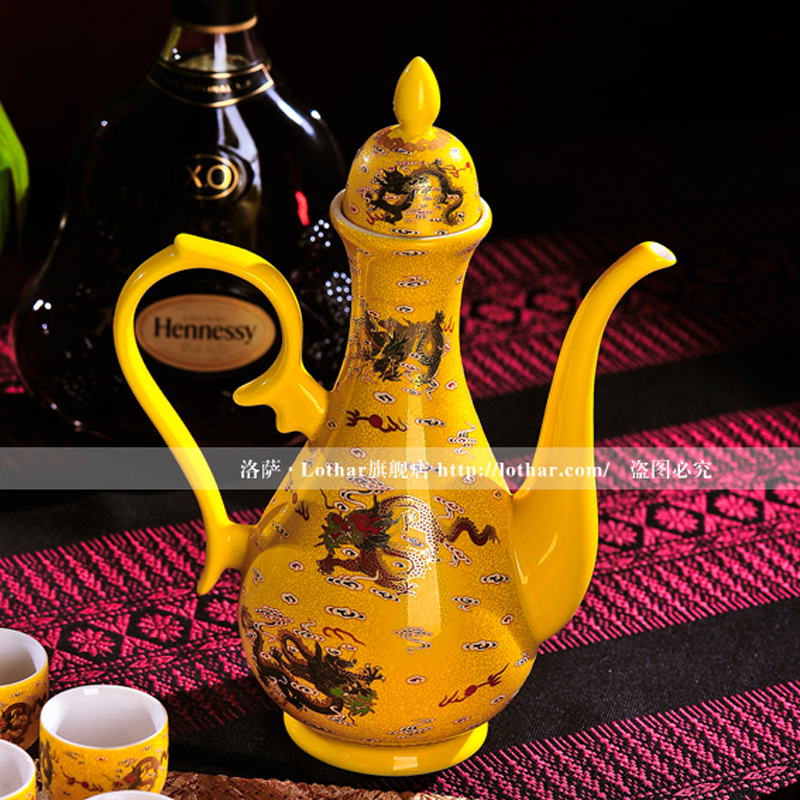 Lothar is a complete set of Chinese jingdezhen ceramics Huang Longwen liquor wine suits for a small handleless wine cup wine bottle wine wine wine
