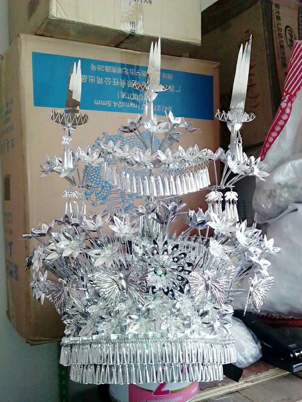 New Miao Dong Yao silver hat unchanged color color headdress Ethnic minority stage song and dance decorations