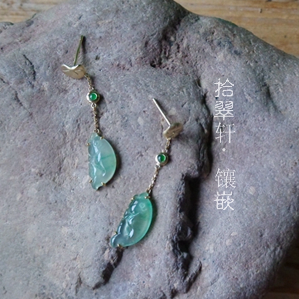 18K gold jade - jade fish ear crash with a fine - shaped diagram